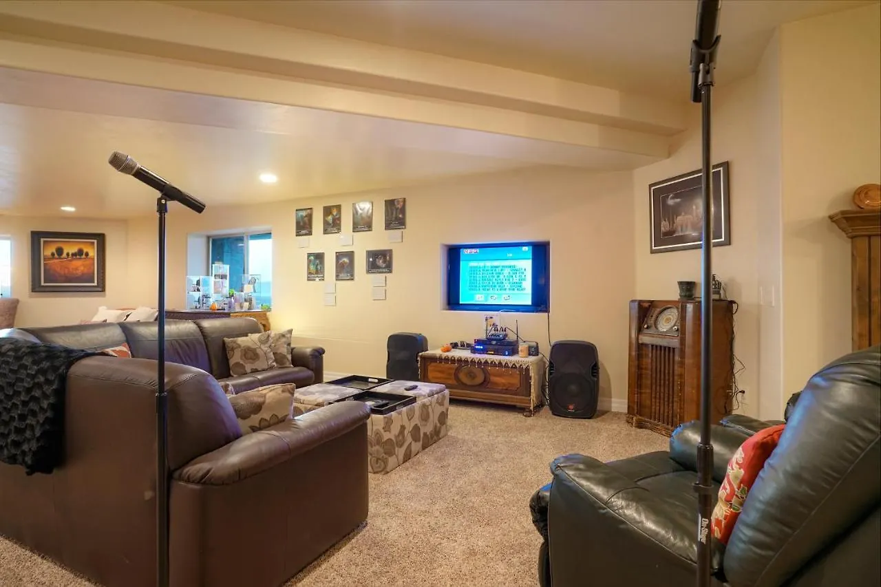 Summit Villa Bnb Watkins United States