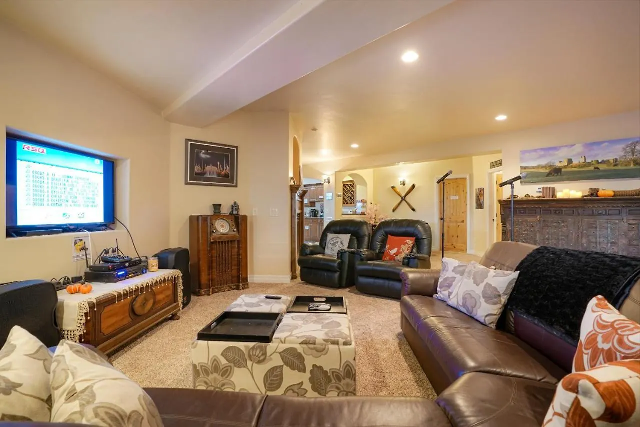 Summit Villa Bnb Watkins 0*,  United States